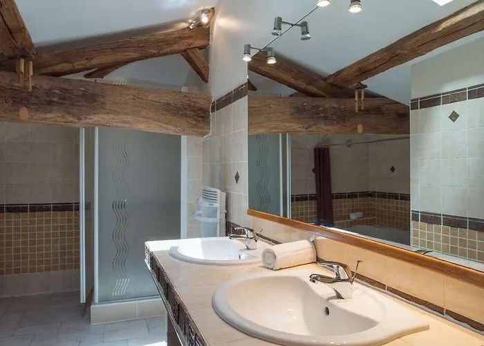 Ogle Relais De Preuiluil Otel *